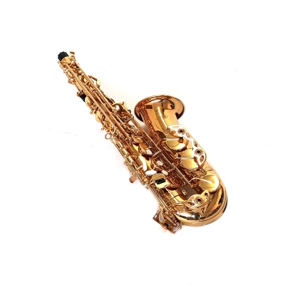 Saxofón Alto Eb con Estuche